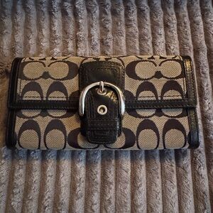 Coach Signature Black and Tan Buckle Wallet